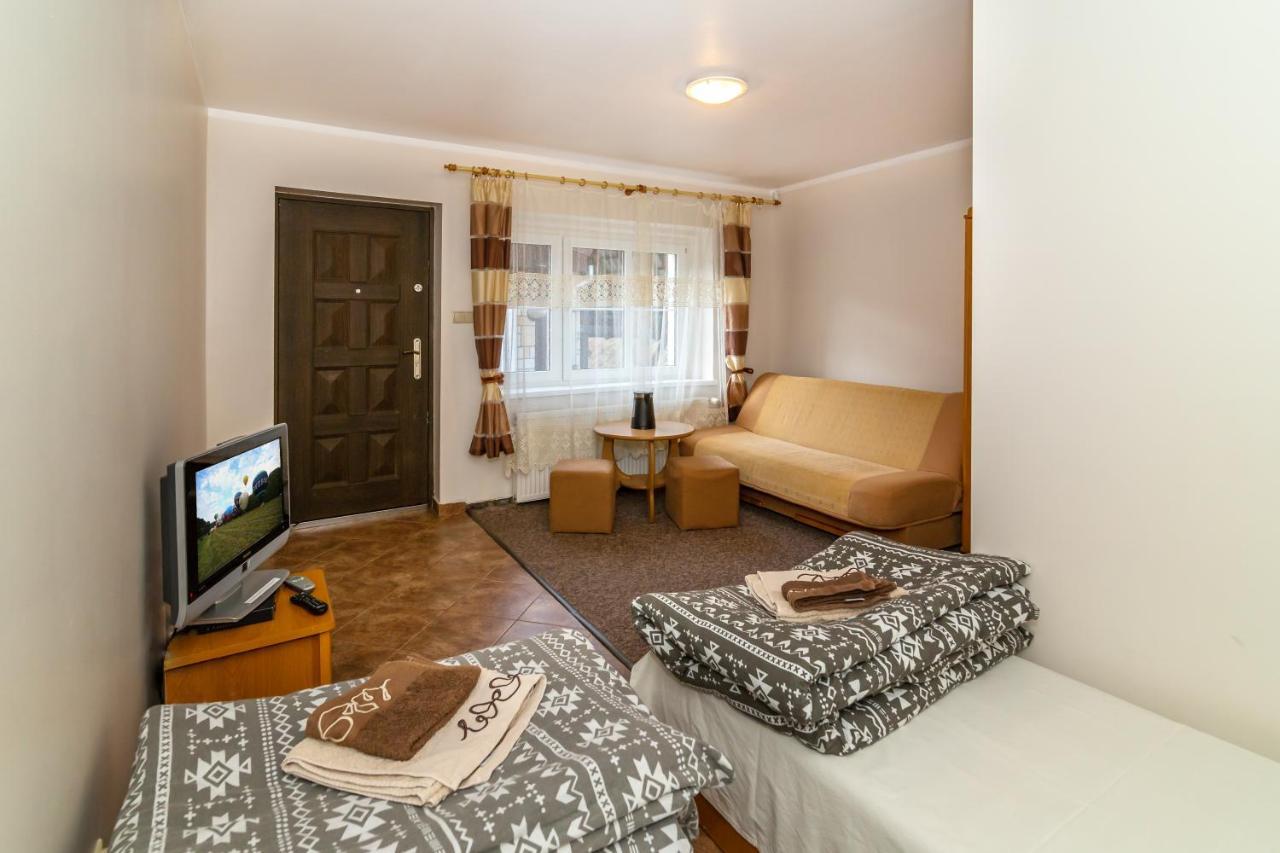 Gospoda I Noclegi Na Szlaku Kudowa-Zdrój Buitenkant foto